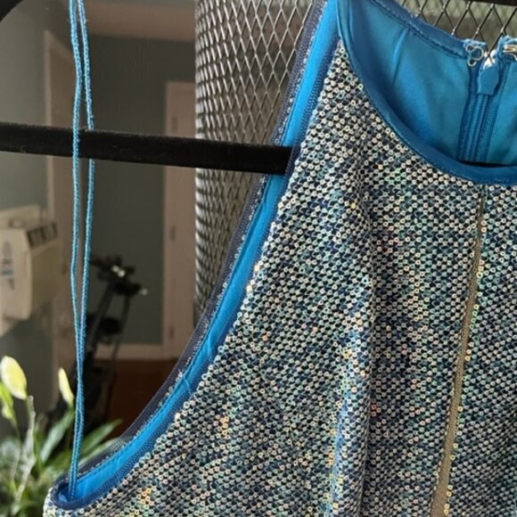 Aidan Mattox Formal Sequin Halter Mini Dress with Cutout Size 2 Marine Blue NWT - Picture 8 of 16